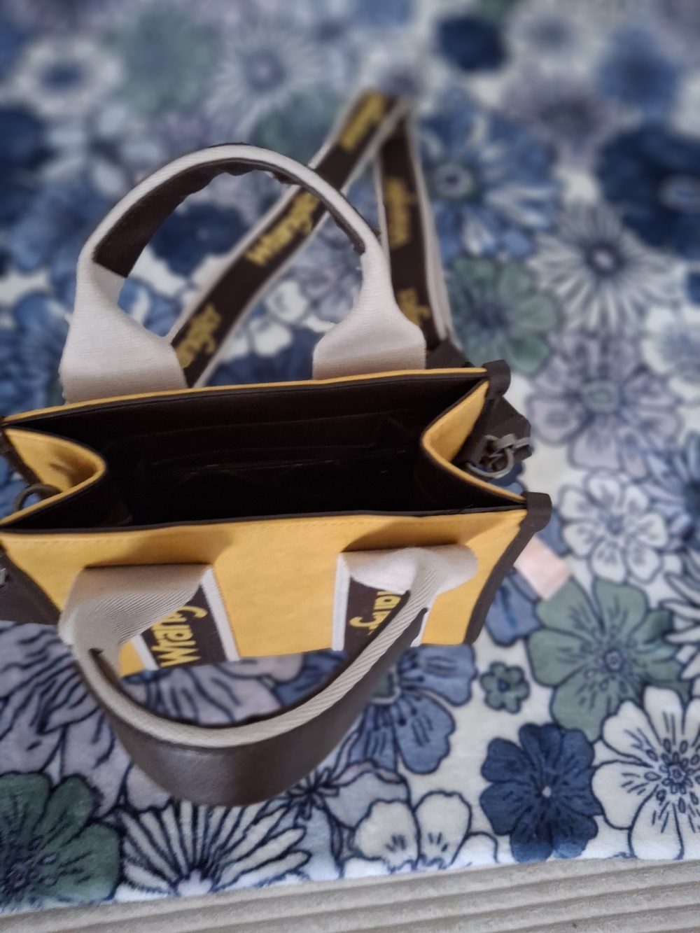 Wrangler Yellow & Brown Logo Tote - Picture 4 of 4